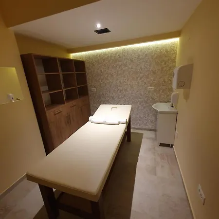 M306 Zlatibor Palisat