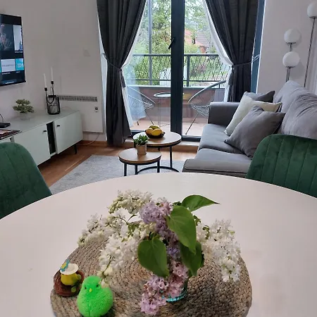 M306 Zlatibor Palisat