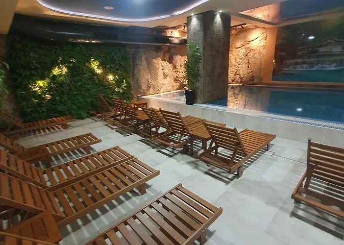 M306 Zlatibor * Palisat